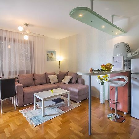 Stan Na Dan Banja Luka Daire Dış mekan fotoğraf