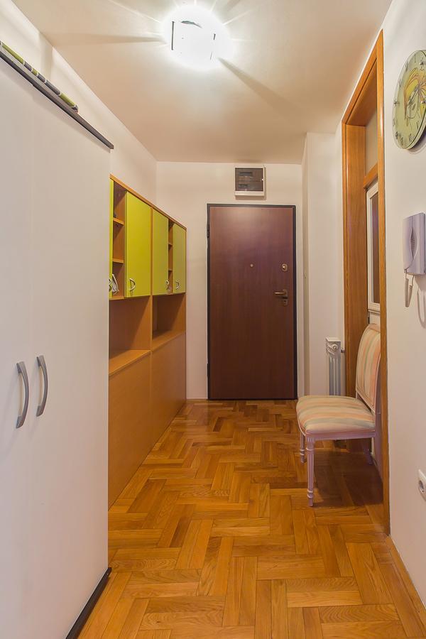 Stan Na Dan Banja Luka Daire Dış mekan fotoğraf