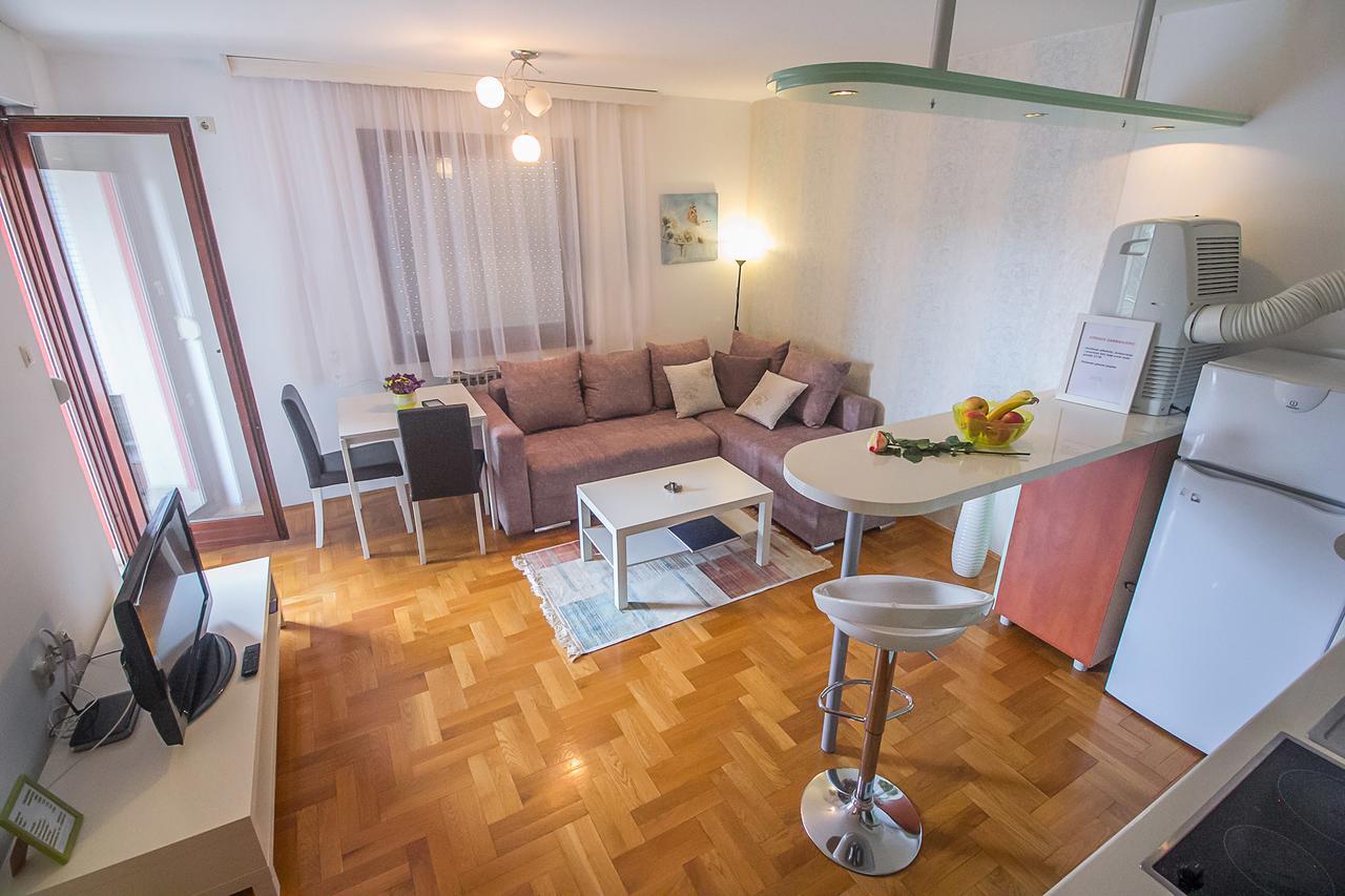 Stan Na Dan Banja Luka Daire Dış mekan fotoğraf